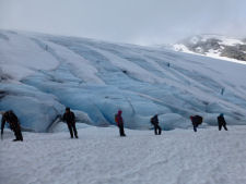 The blue ice appeared in the sun at Juklavassbreen