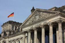 Seen on the Reichstag - meaning to the German people