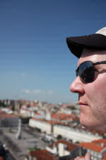 Gard with a view to Lisbon