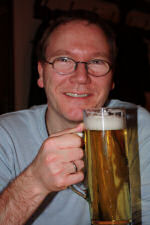 Gard testing the beer at Zur Letzen Instanz