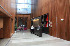 Reception area Inspira Santa Marta Hotel in Lisbon