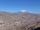 A view of La Paz and Illimani in the background