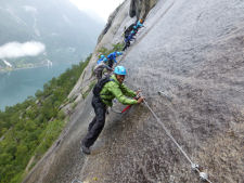 Nikki in Tysso via ferrata