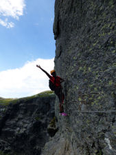 Nikki is going vertical in himmelstigen via ferrata to Trolltunga