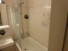 Shower at Fleischers hotel in Voss