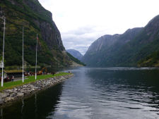 View to N�r�yfjorden from Gudvangen